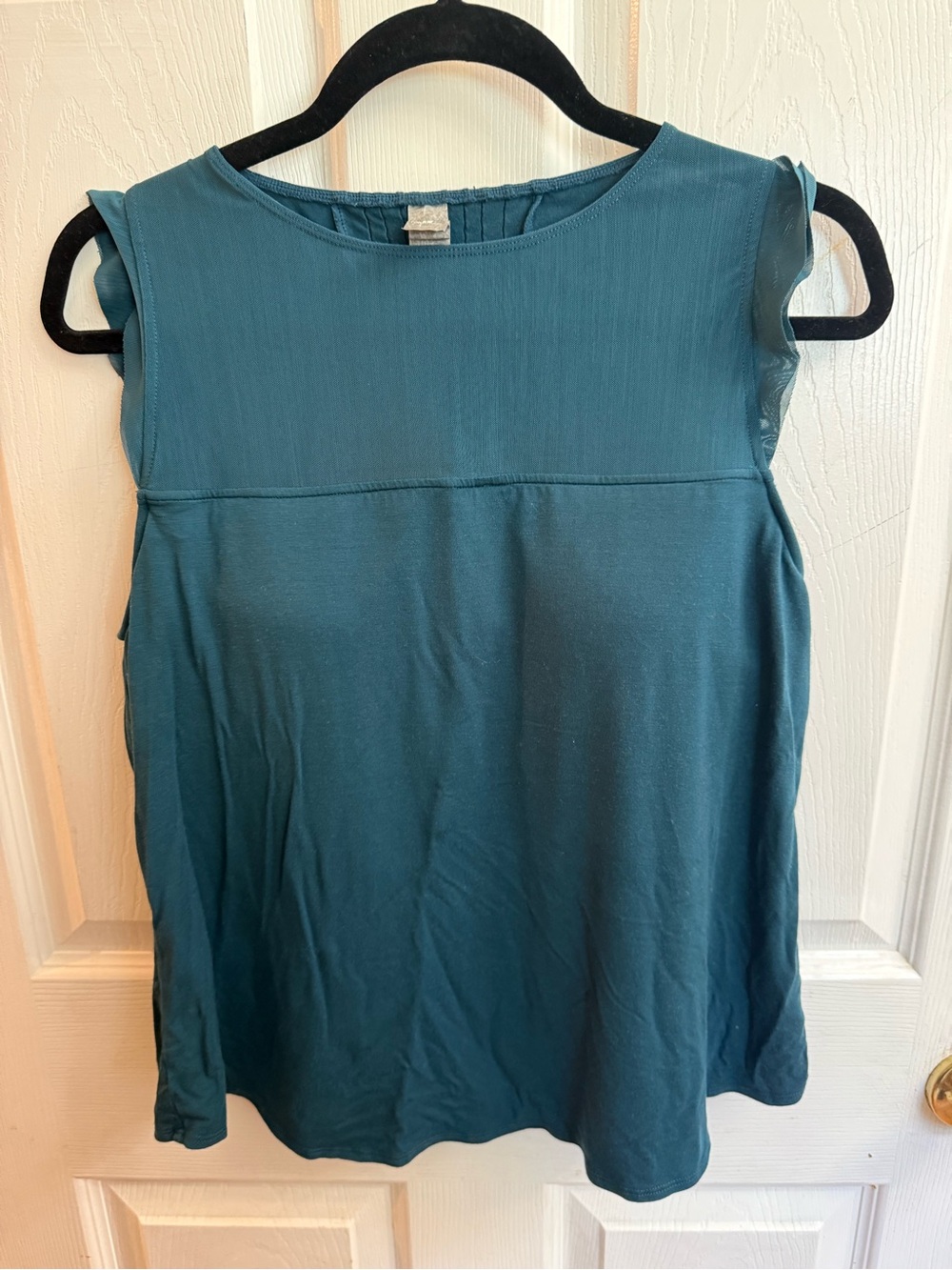 Shebird Blue Teal Sleeveless Ruffled Tank Top with built-in Bra size 5